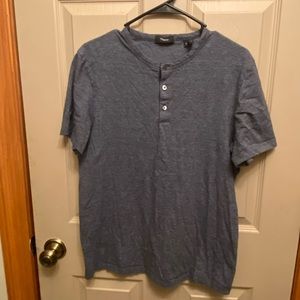 Men’s Theory brand 3 button shirt